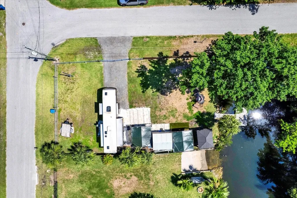 6230 Island Drive Weeki Wachee FL 34607