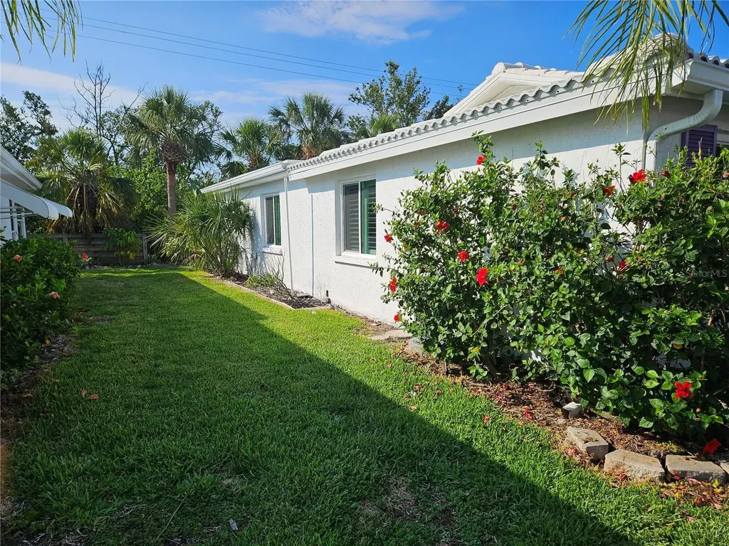 730 Spanish Drive S Longboat Key FL 34228