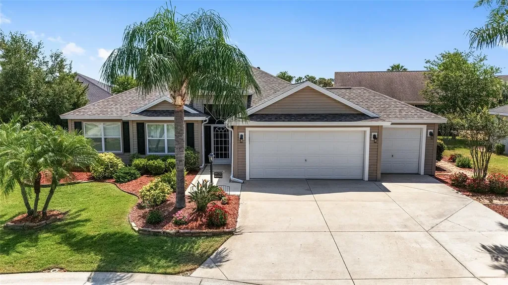 1910 Quiet Oak Court The Villages FL 32162