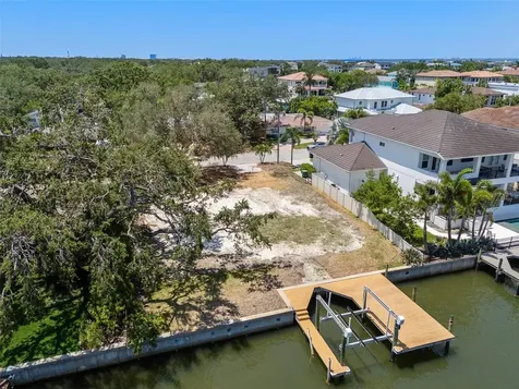 4927 W San Rafael Street Tampa FL 33629
