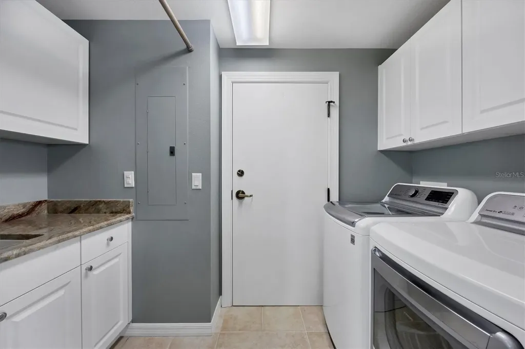 401 N Point Road Osprey FL 34229