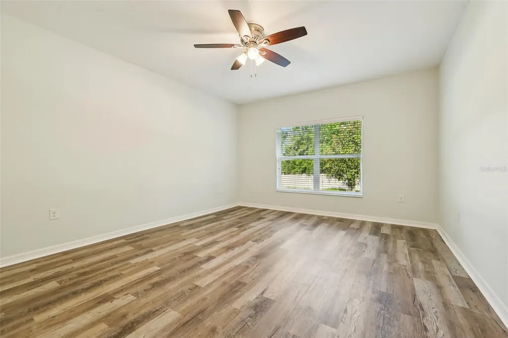 185 Hamlet Loop Davenport FL 33837