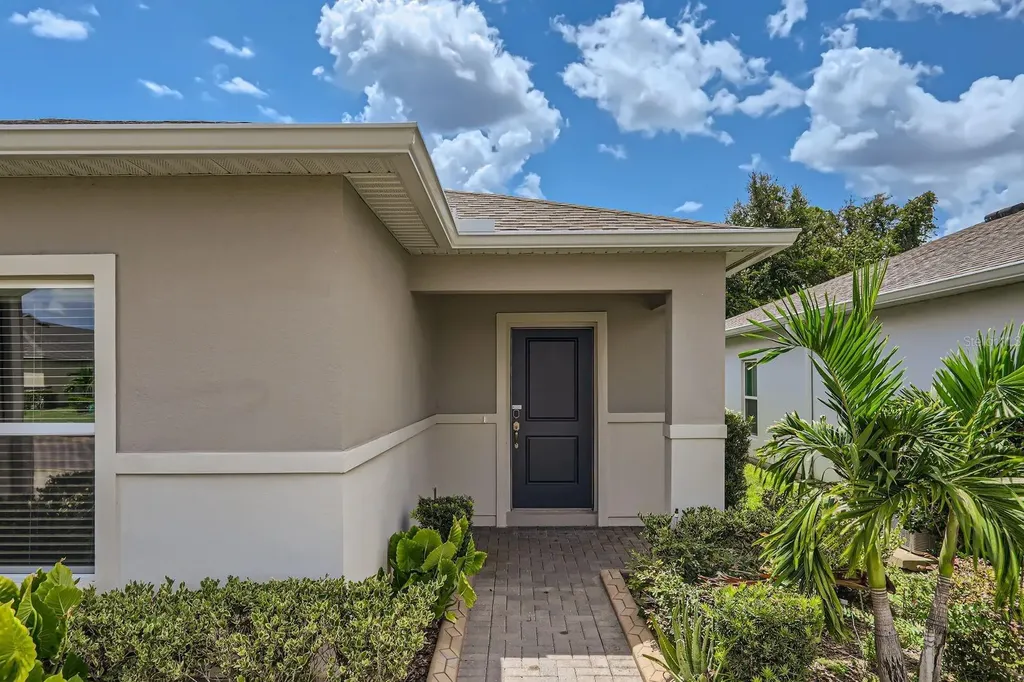 185 Hamlet Loop Davenport FL 33837