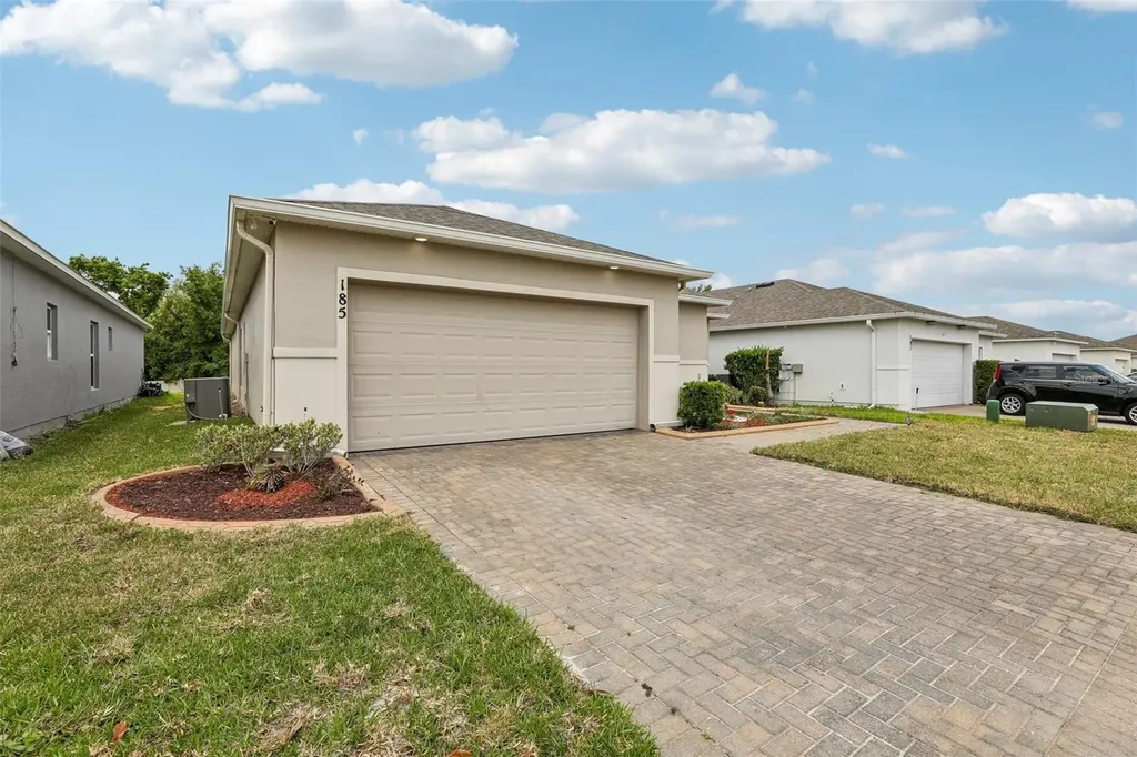185 Hamlet Loop Davenport FL 33837