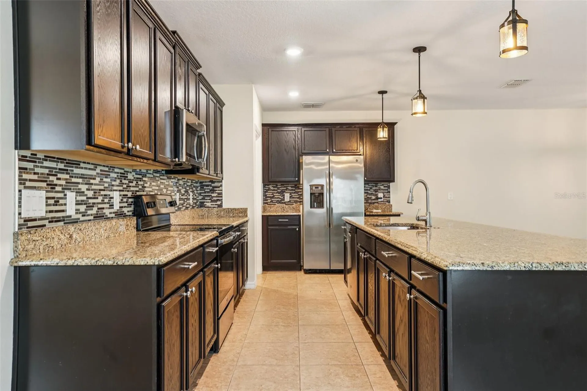 185 Hamlet Loop Davenport FL 33837