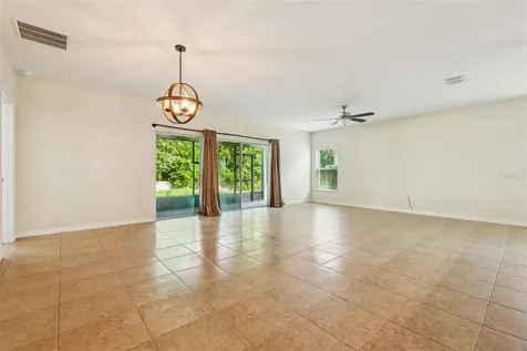 185 Hamlet Loop Davenport FL 33837
