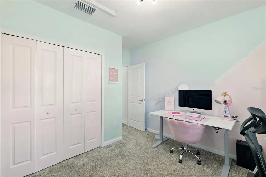 700 Trotters Drive Eagle Lake FL 33839