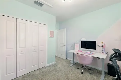 700 Trotters Drive Eagle Lake FL 33839