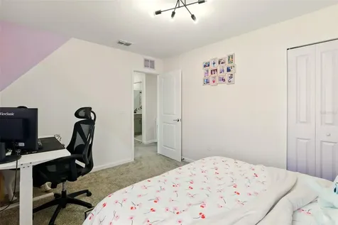 700 Trotters Drive Eagle Lake FL 33839