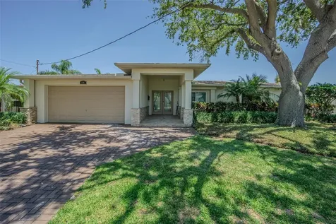 1185 36th Avenue NE St Petersburg FL 33704
