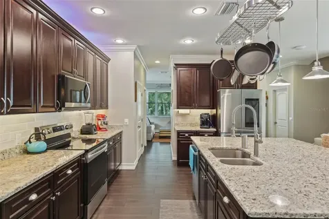 510 33rd Avenue N St Petersburg FL 33704
