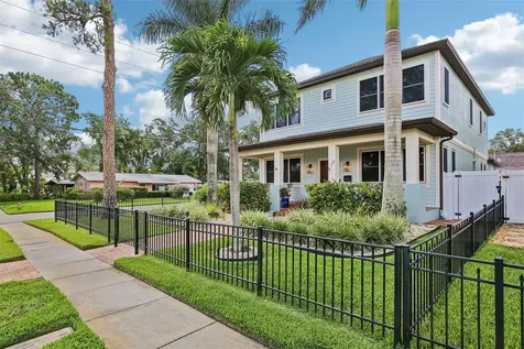 510 33rd Avenue N St Petersburg FL 33704