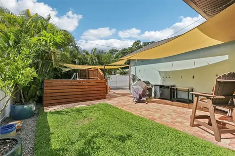 510 33rd Avenue N St Petersburg FL 33704