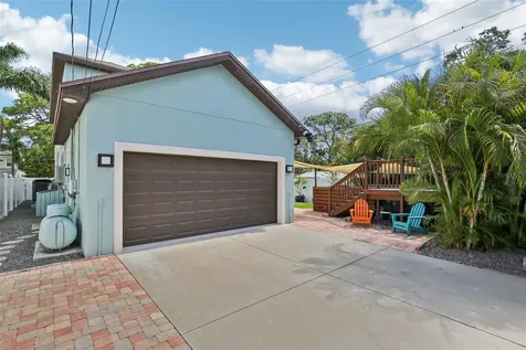 510 33rd Avenue N St Petersburg FL 33704