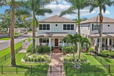 510 33rd Avenue N St Petersburg FL 33704