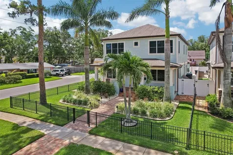 510 33rd Avenue N St Petersburg FL 33704