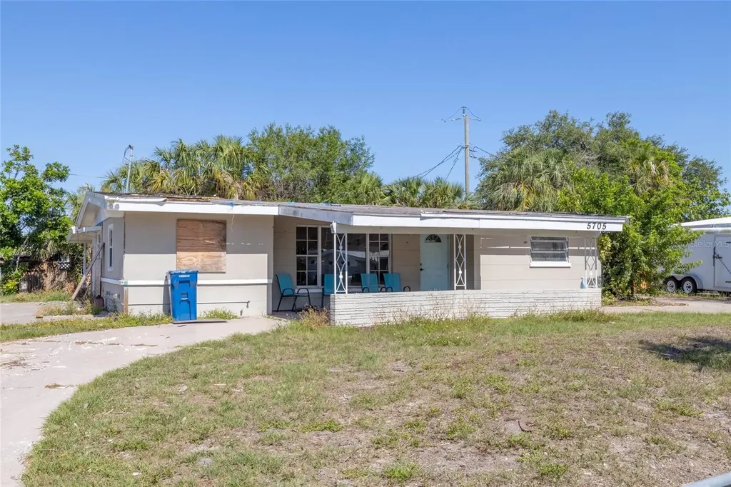 5705 23rd Street W Bradenton FL 34207