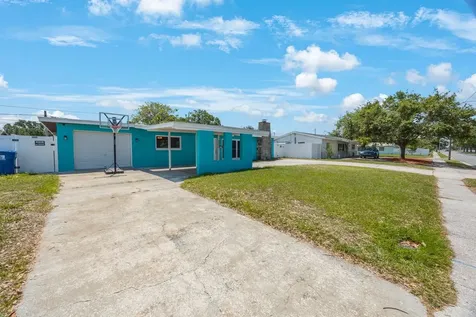 3215 58th Street N St Petersburg FL 33710