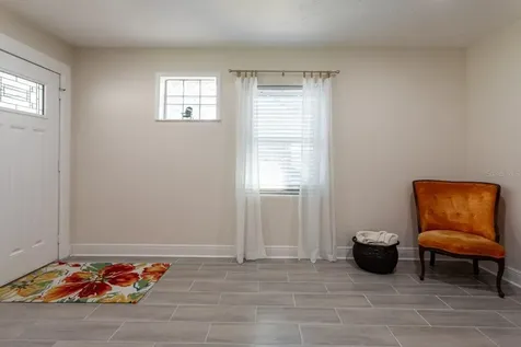 4611 17th Avenue N St Petersburg FL 33713
