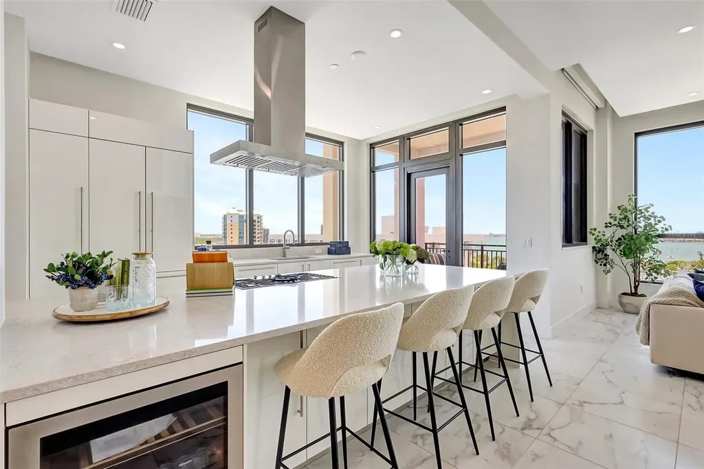 33 S Palm Avenue Sarasota FL 34236