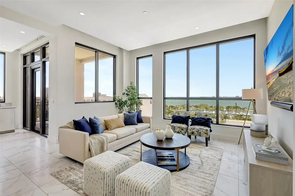 33 S Palm Avenue Sarasota FL 34236