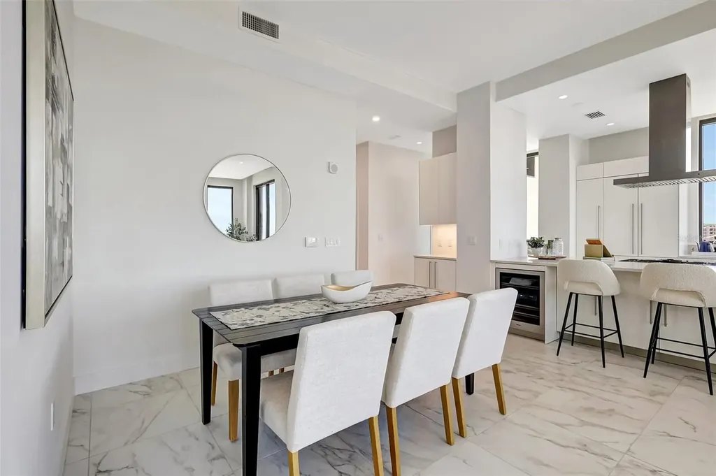 33 S Palm Avenue Sarasota FL 34236