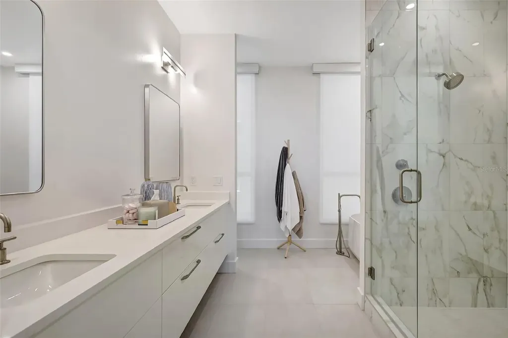 33 S Palm Avenue Sarasota FL 34236