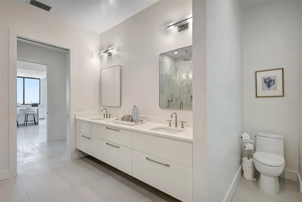 33 S Palm Avenue Sarasota FL 34236