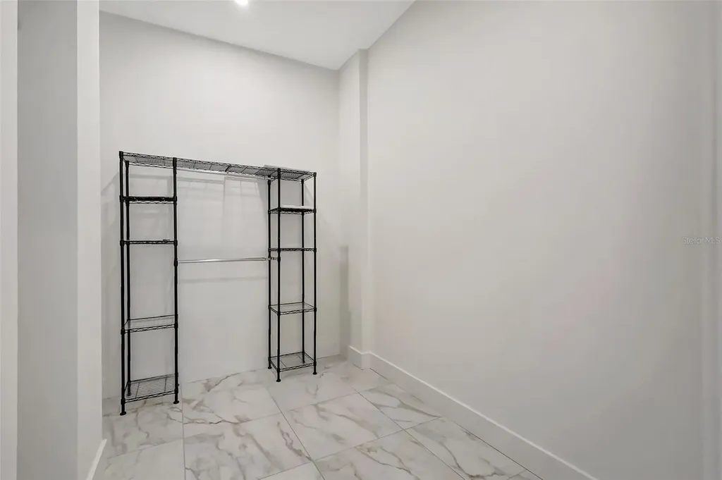 33 S Palm Avenue Sarasota FL 34236