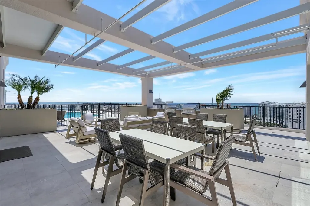 33 S Palm Avenue Sarasota FL 34236