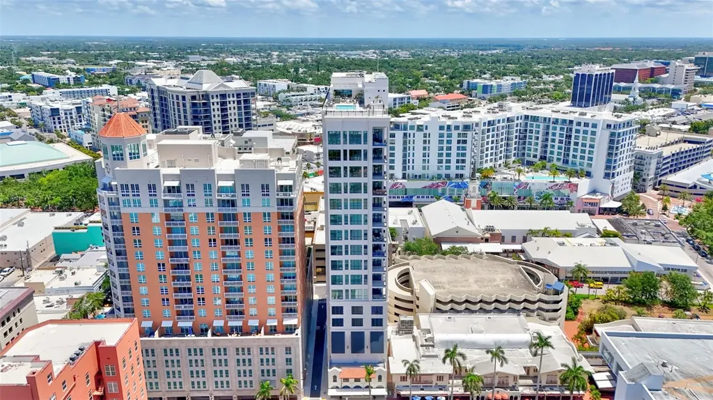 33 S Palm Avenue Sarasota FL 34236