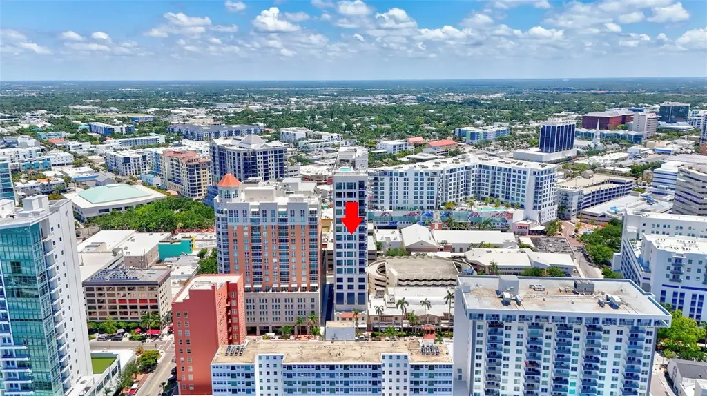 33 S Palm Avenue Sarasota FL 34236