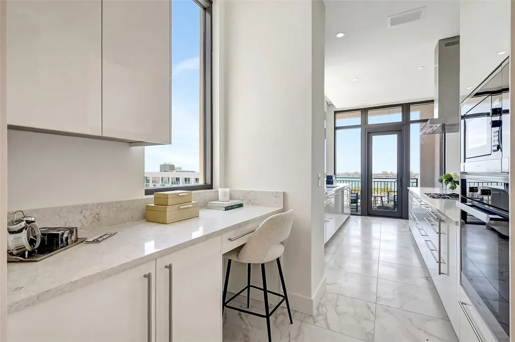 33 S Palm Avenue Sarasota FL 34236