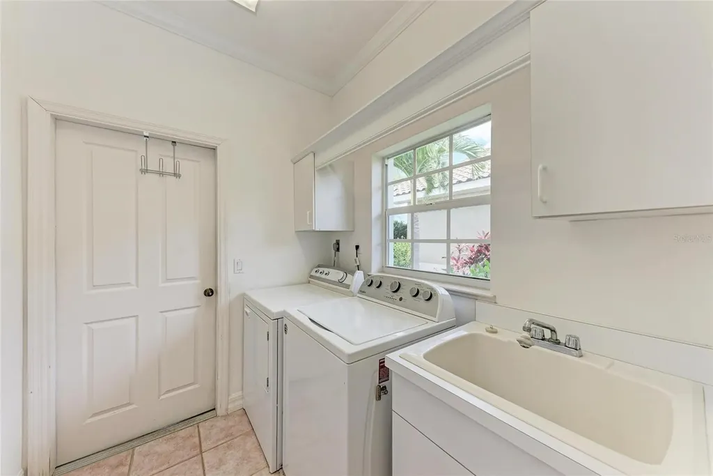585 Khyber Lane Venice FL 34293