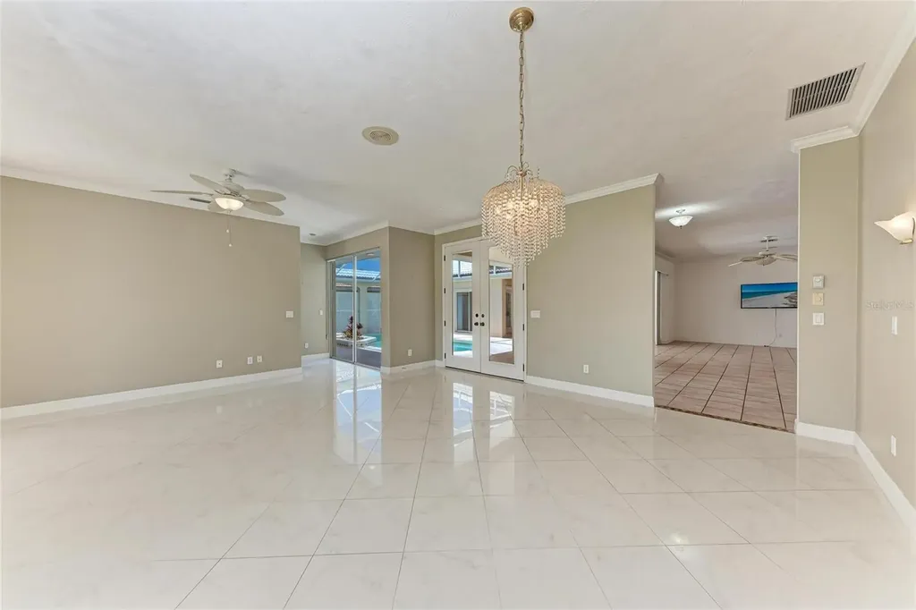 585 Khyber Lane Venice FL 34293