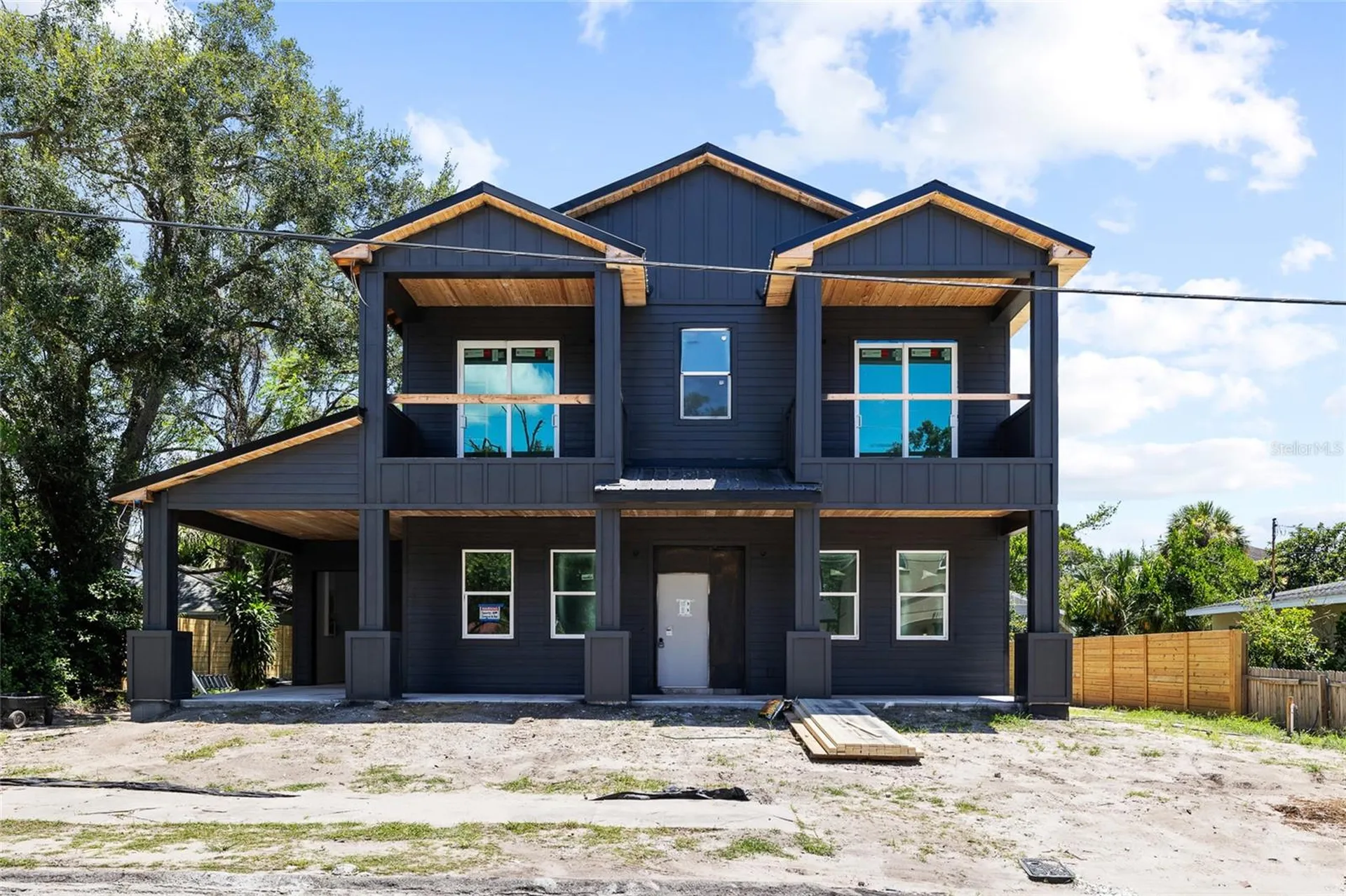110 W Hiawatha Street Tampa FL 33604