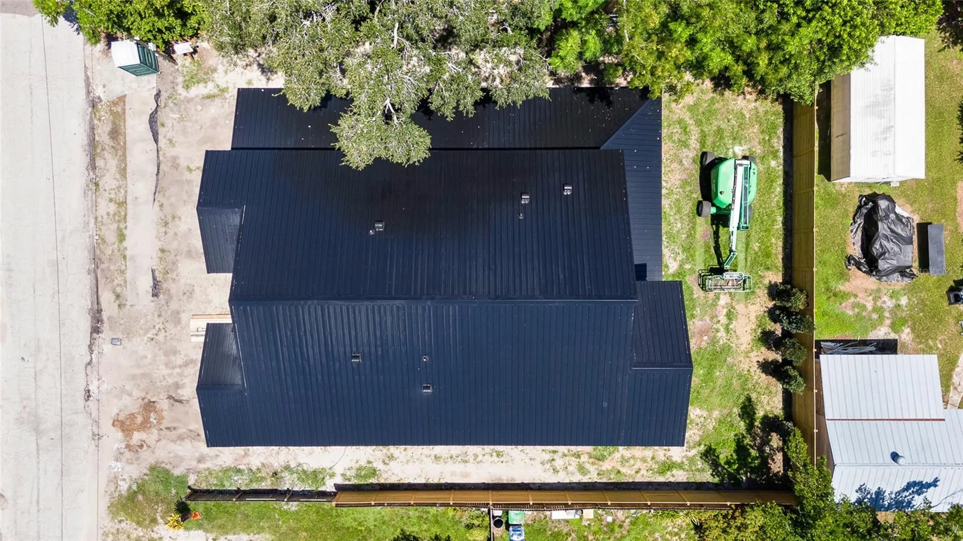 110 W Hiawatha Street Tampa FL 33604