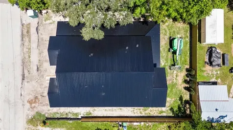 110 W Hiawatha Street Tampa FL 33604