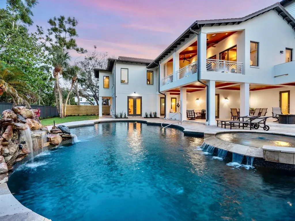 7333 Point Of Rocks Road Sarasota FL 34242