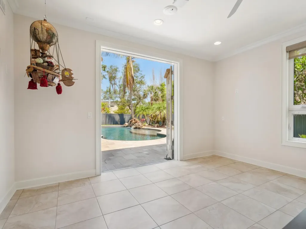 7333 Point Of Rocks Road Sarasota FL 34242