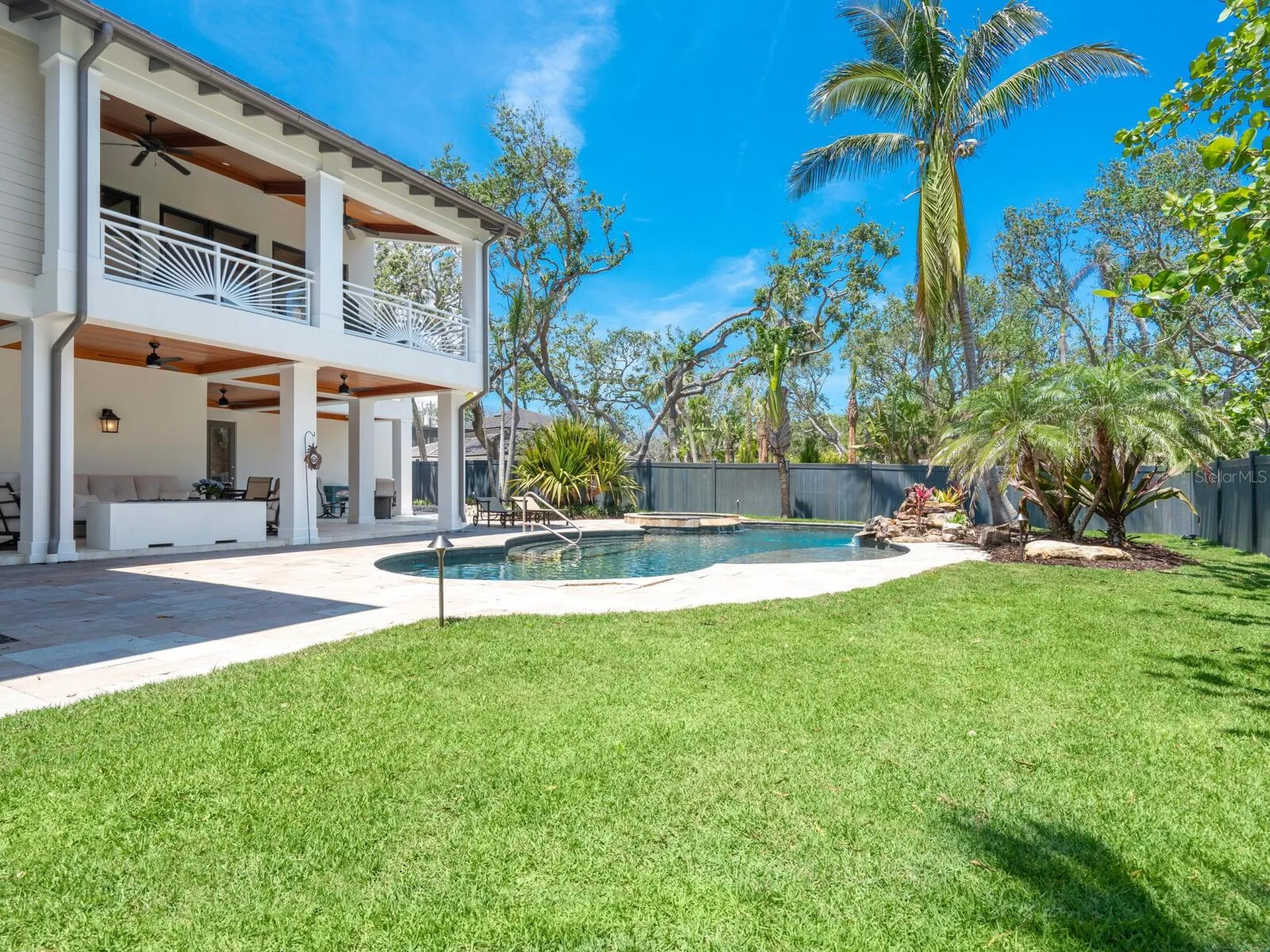 7333 Point Of Rocks Road Sarasota FL 34242