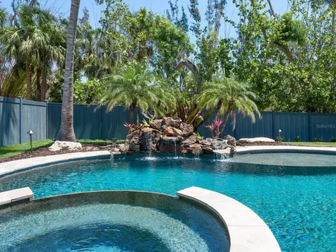 7333 Point Of Rocks Road Sarasota FL 34242