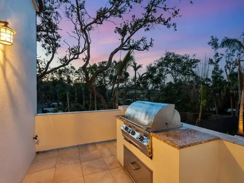 7333 Point Of Rocks Road Sarasota FL 34242