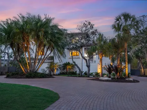 7333 Point Of Rocks Road Sarasota FL 34242