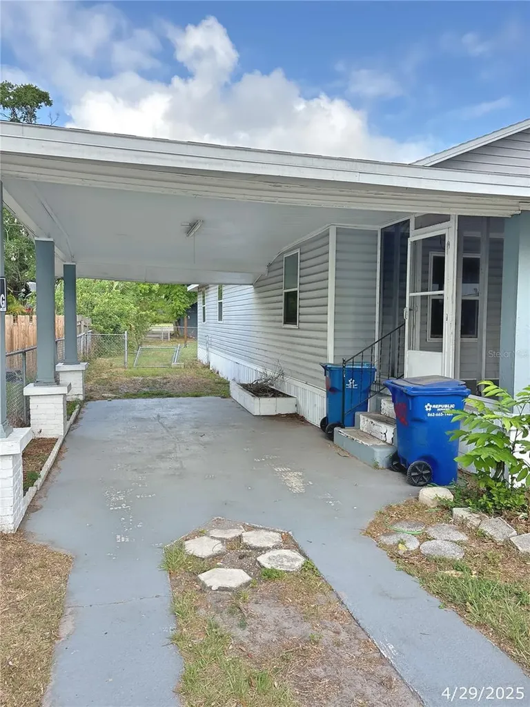 602 NW 1st Avenue Mulberry FL 33860