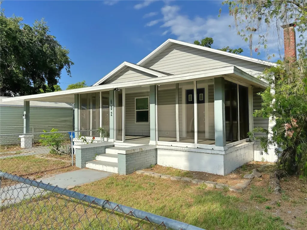 602 NW 1st Avenue Mulberry FL 33860