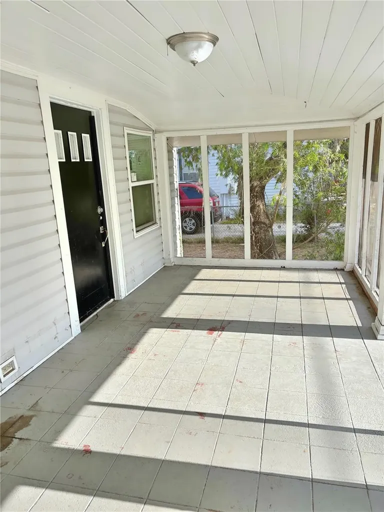 602 NW 1st Avenue Mulberry FL 33860