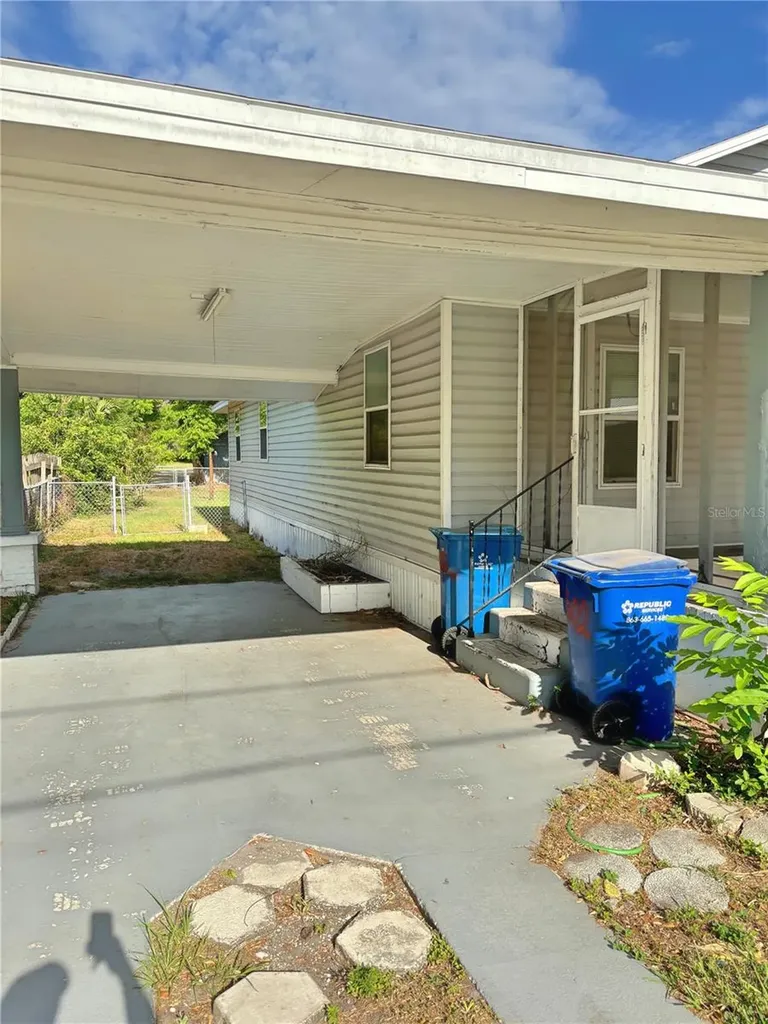 602 NW 1st Avenue Mulberry FL 33860