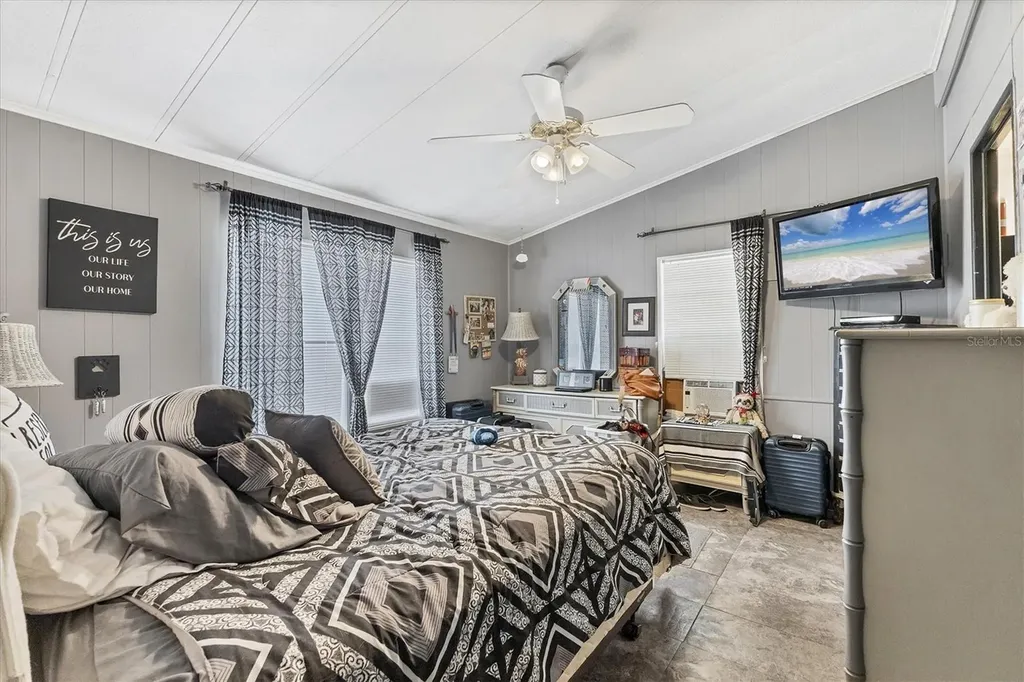 6710 36th Avenue E Palmetto FL 34221