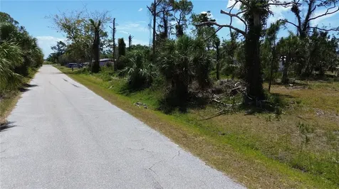 8331,8343 & 8337 Cypress Road Englewood FL 34224